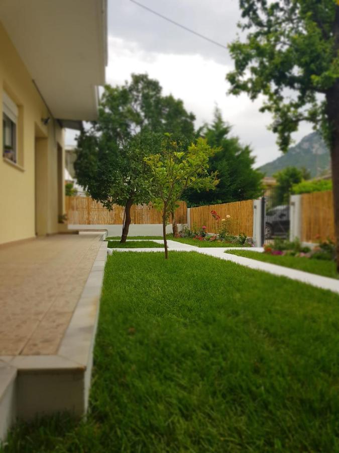 Apartamenty Rodzinne Kamena Vourla Eksteriør billede